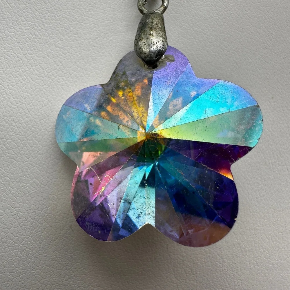 Vintage 90s Borealis Flower Pendant Necklace Boho Women's Classic Jewelry